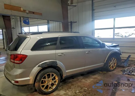 2011 Dodge Journey Mainstreet z USA, uszkodzony, nr VIN 3D4PH1FG2BT560869